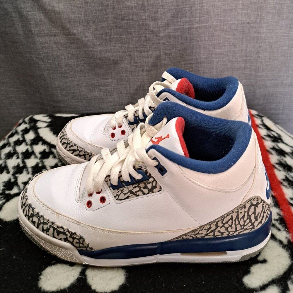 %Size 5Y Nike Jordan 3 Retro OG True Blue GS / AJ6